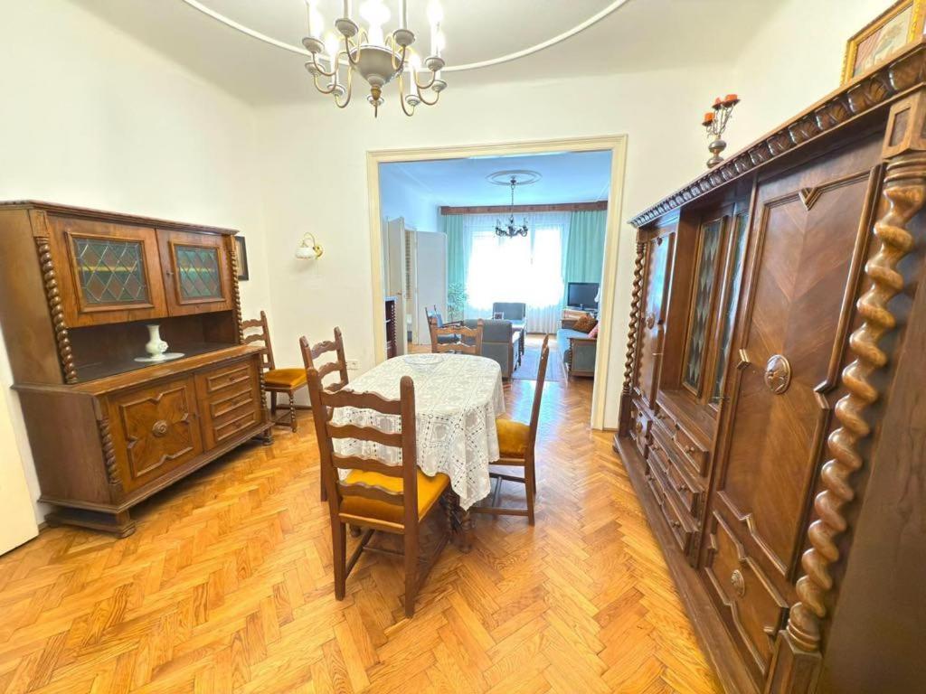 Elegant Apartamento *